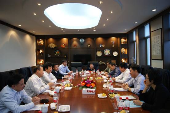 教育部葛振江副司长莅临leyu乐鱼指导工作